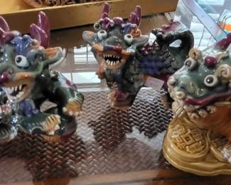 Foo Dogs