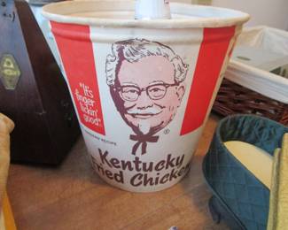 Vintage 1969 bucket *sorry no chicken