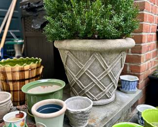 Outdoor pottery and decor