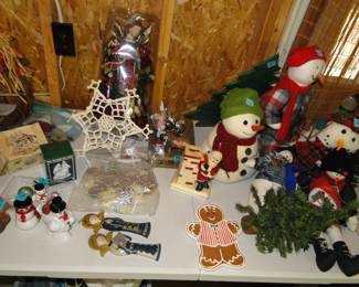 Holiday everything
