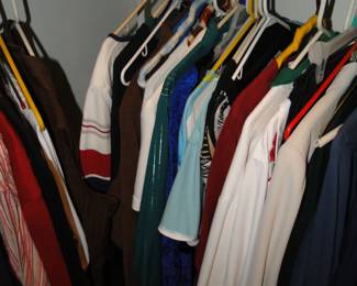 All women's clothing, and hats and outerwear will all be priced at $1. This information will also be posted on other sites as well. This is going to be repeated for a number of photo's. Once it is all gone, so will the pictures and the additional posts.