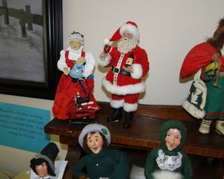 Even more Santa's and the rare Mrs. Claus