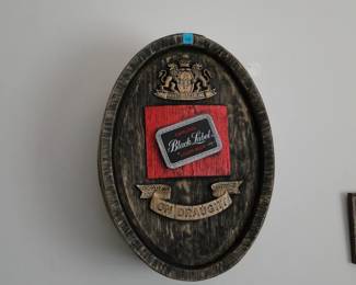 Hey Mabel, how about another Black Label...........