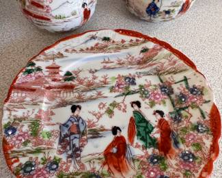 Vintage Japanese Chinoiserie Geisha Girls