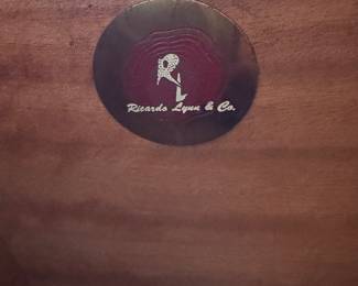 Ricardo Lynne & Co label
