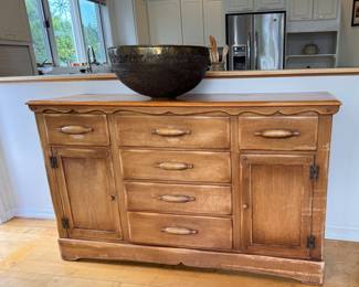 Vintage buffet