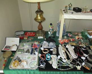 jewelry table  