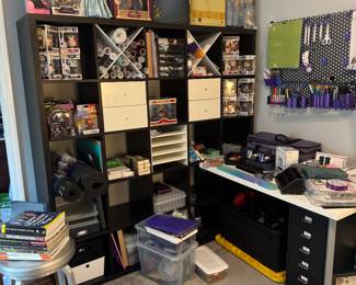 Tons of craft supplies 