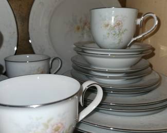 Noritake "Anticipation" china set