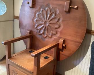 Vintage chair tilt kitchen table.