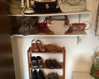 Shoes - purses Stick phone