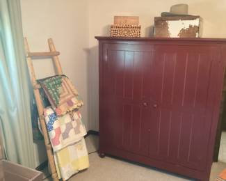 Quilts - red entertainment cabinet- men's hat