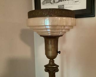 Deco floor lamp