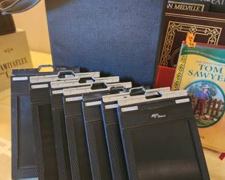 Fidelity Deluxe 5 x 7 with a carrying case