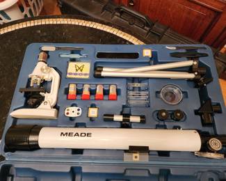 Meade Telescope and microscope set