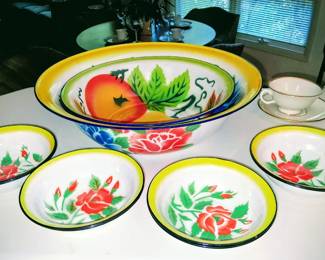 Vintage tin enamel 