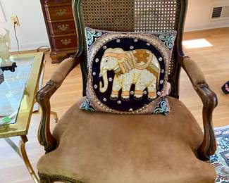 Rattan back chair