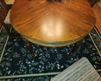 Dining table and 6 chairs