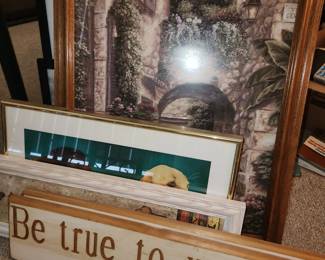 Assorted wall decor