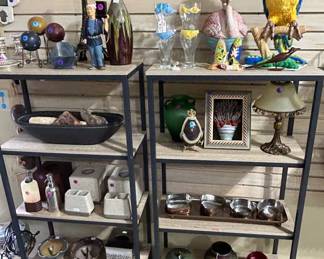 Tons of collectibles and nice home decor 