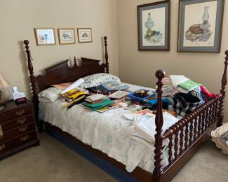 Crescent Cherry Full Size Bed & Mattress