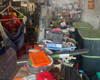 More garage things- come fill your tote!