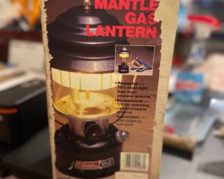 Vintage Coleman two mantle gas lantern in original box