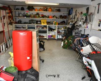 561Garage