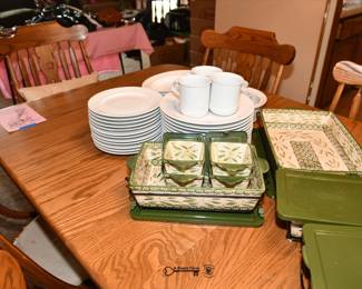 082Dining Room