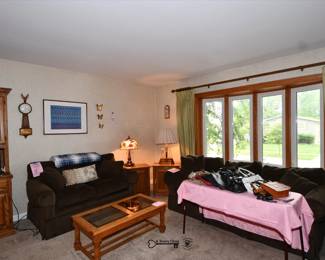 027Living Room