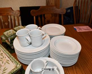 073Dining Room
