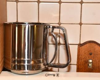 146Kitchen