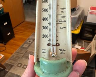 Cute vintage oven thermometer