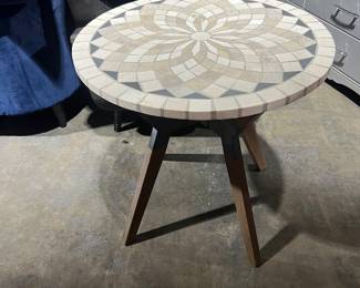 Unique table $40