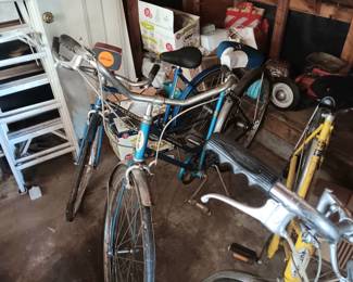 3 Schwinn Bikes