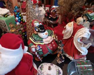 Table and Tables of Christmas