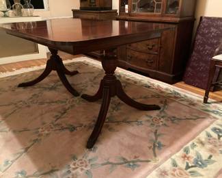 Vintage Duncan Phyfe dining table