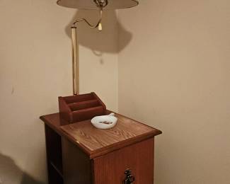 Vintage lamp table