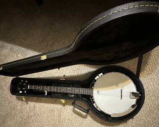 Remo Savannah Banjo and Case