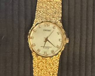 Consort V-121 Men’s Gold Nugget Watch