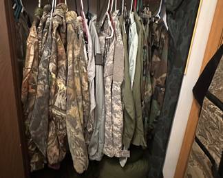 Military Clothes; Military Sleeping Bags