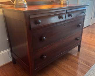 Antique 4 Drawer Chest of Drawers with Attached Mirror (22"D x 44"W x 32-1/2"H / Mirror - 33"H)