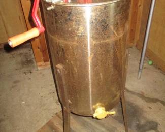 Honey Extractor