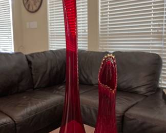 LE Smith Smooth Swung Vase - 31.5”
LE Smith Thousand Eye Swung Vase 18”
Both glow!