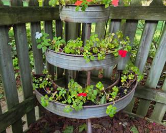 Cool! Metal Plant Stand