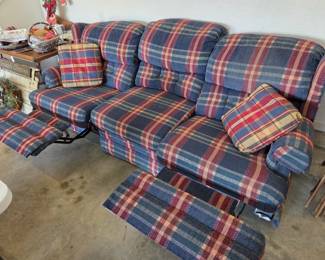 Beautiful Clean! Couch recliner