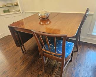 Gate Leg Table 4 Chairs