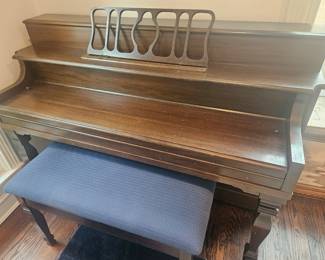 Starck Upright / Must Go