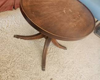 Oval Petite Coffee Table
