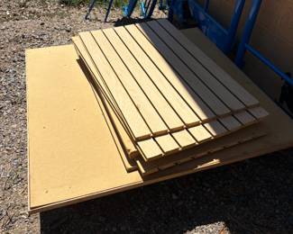 SLAT WALL